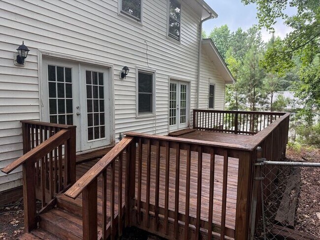 Building Photo - Lexington- Offering Self Guided Tour with RENTLY!