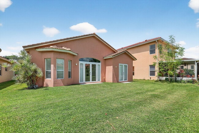Building Photo - 5552 Spanish River Rd