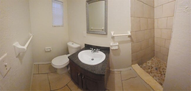 Building Photo - 11710 Wesson Cir W