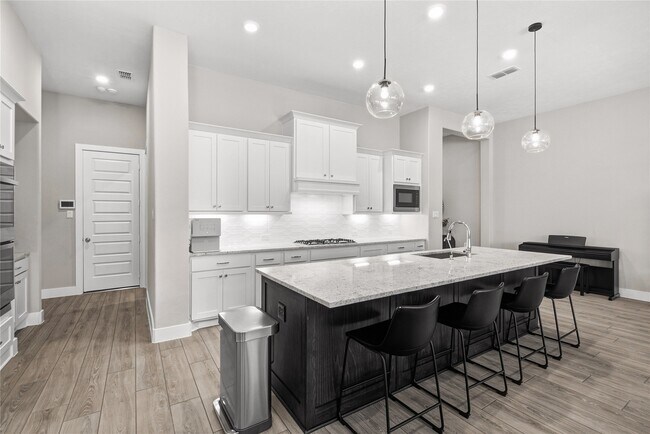 Building Photo - 1222 McMurtry Ridge Dr