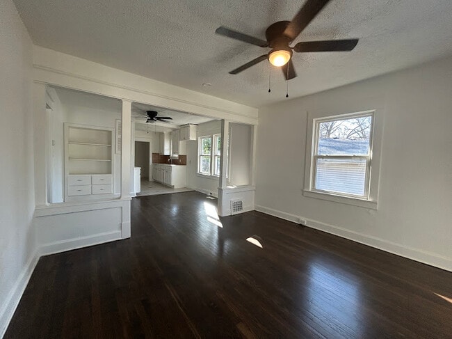 Building Photo - 203 S Hardy Ave