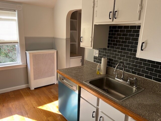Kitchen - 11 Central Ave