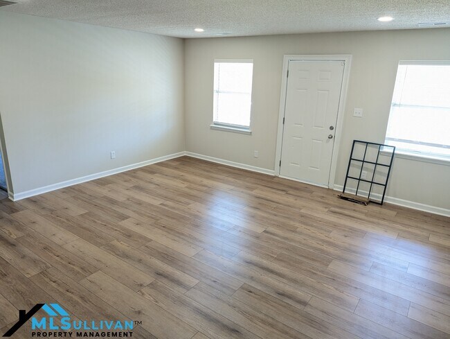 Building Photo - 4008 Ludgate Dr