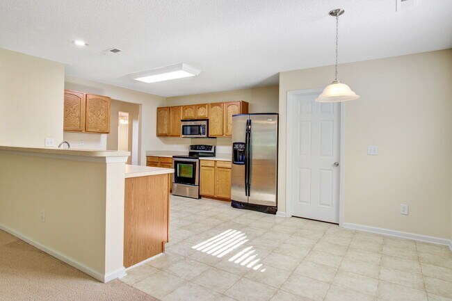Building Photo - 5135 Ballantine Dr