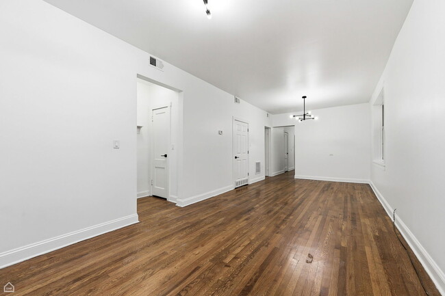 Building Photo - 5250 W Grace St