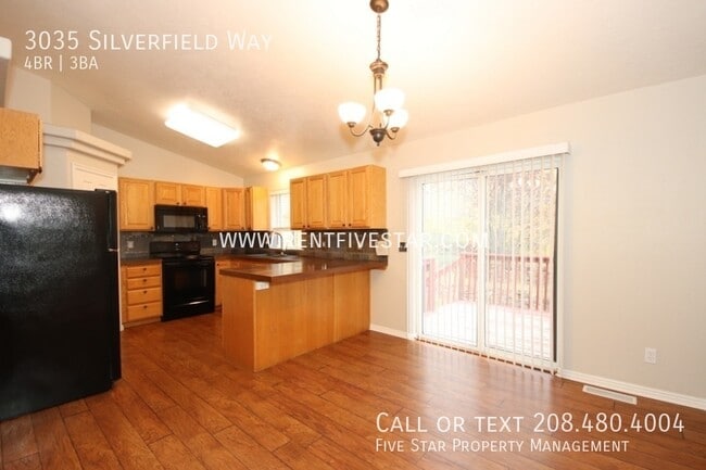 Building Photo - 3035 Silverfield Way