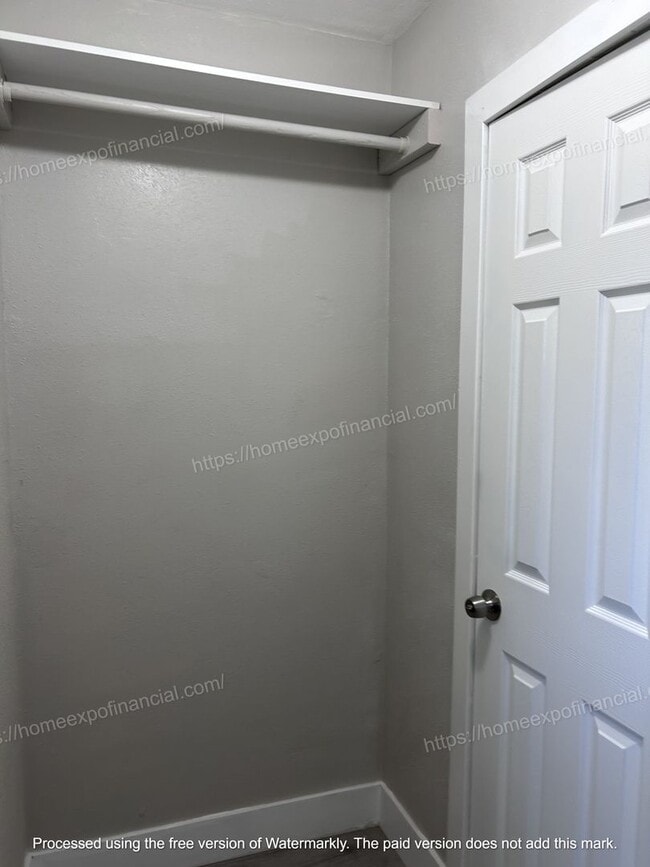 Building Photo - Nice Home For Rent