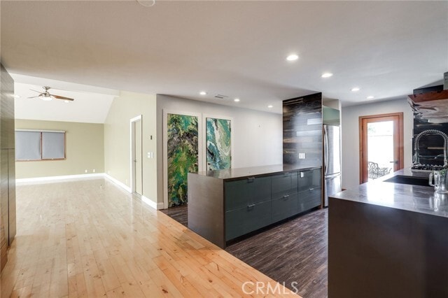 Building Photo - 10192 Kaimu Dr