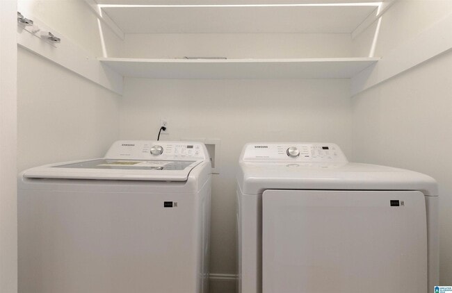 Building Photo - 3612 Chaumont Dr