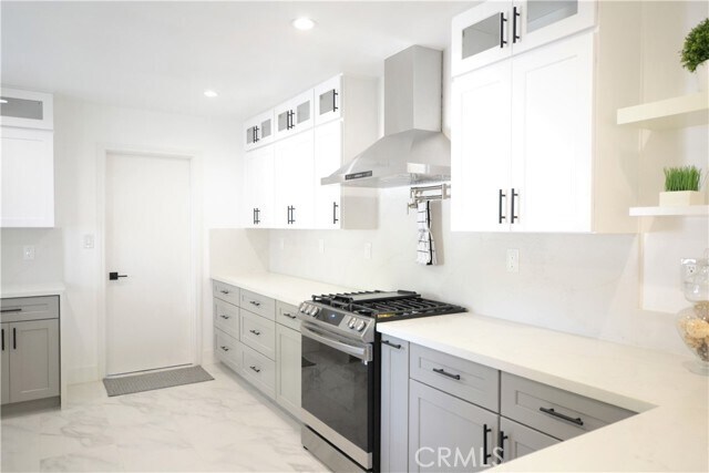 Building Photo - 5 Spicewood Way