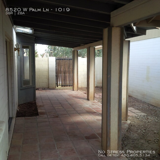 Building Photo - 8520 W Palm Ln