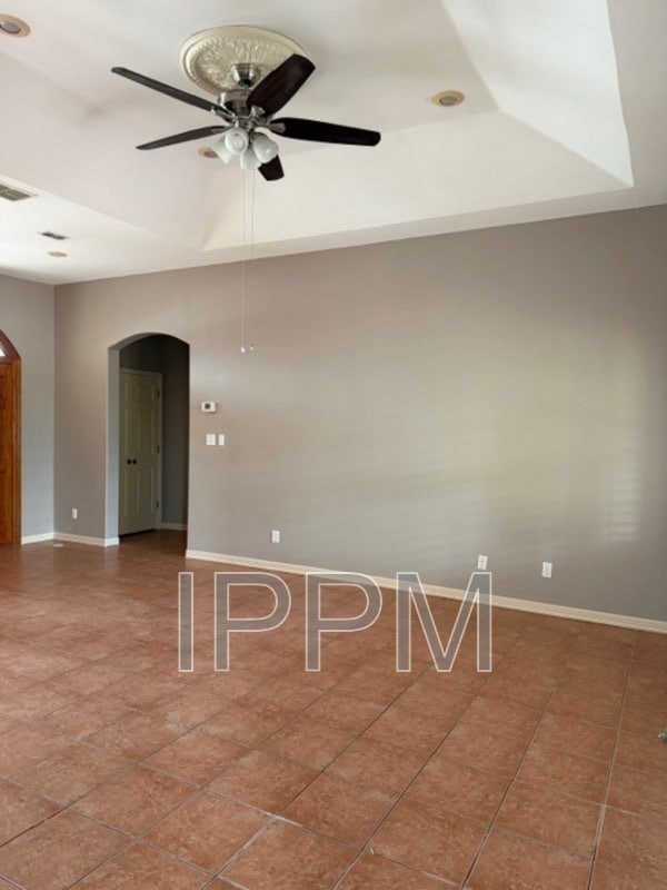 Building Photo - 3318 Champagne Ln