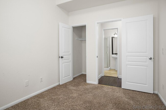 Building Photo - 644 Hatfield Dr