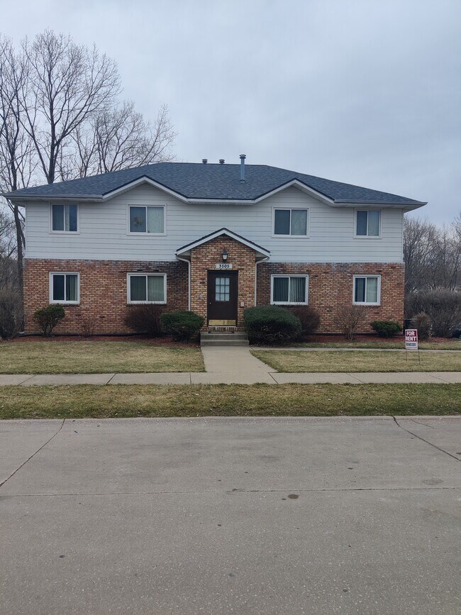 3505 N Willow Ct 3505 N Willow Ct Bettendorf IA 52722 Apartment Finder