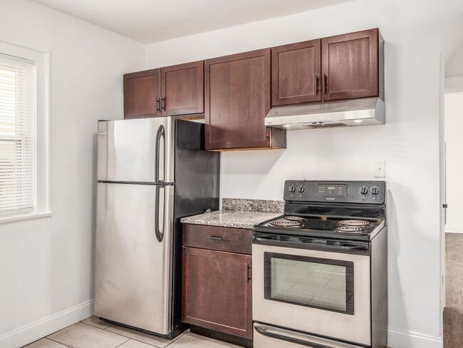 Building Photo - 1359 N 6th St