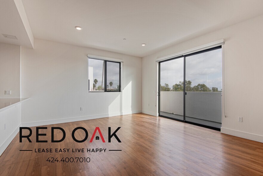 Building Photo - 5727 La Mirada Ave