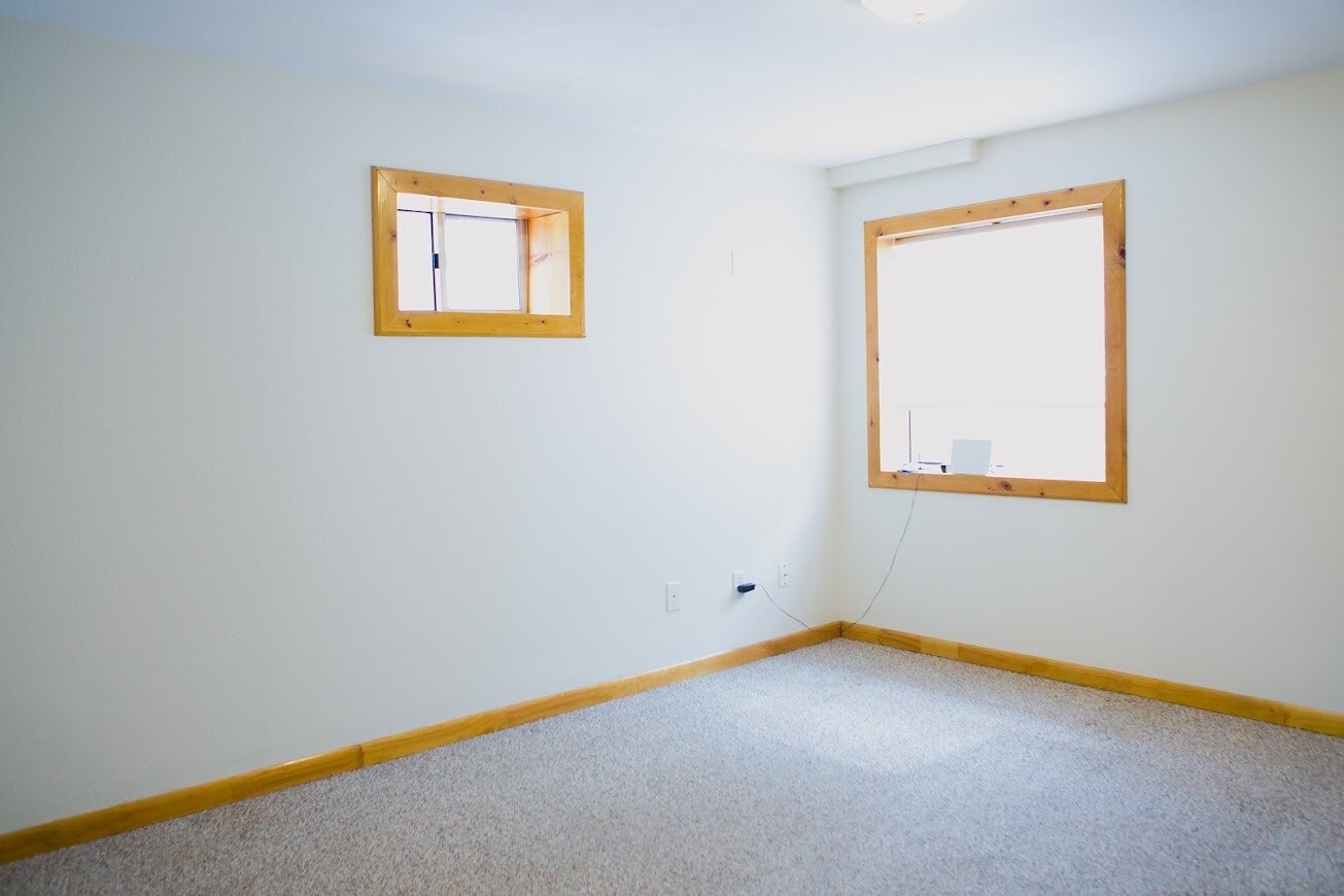 Building Photo - 4780 W 125th Ave