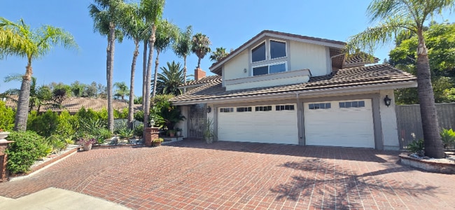 Building Photo - 433 S Oak Grove Cir