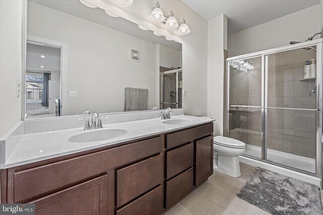 Building Photo - 12384 Azure Ln