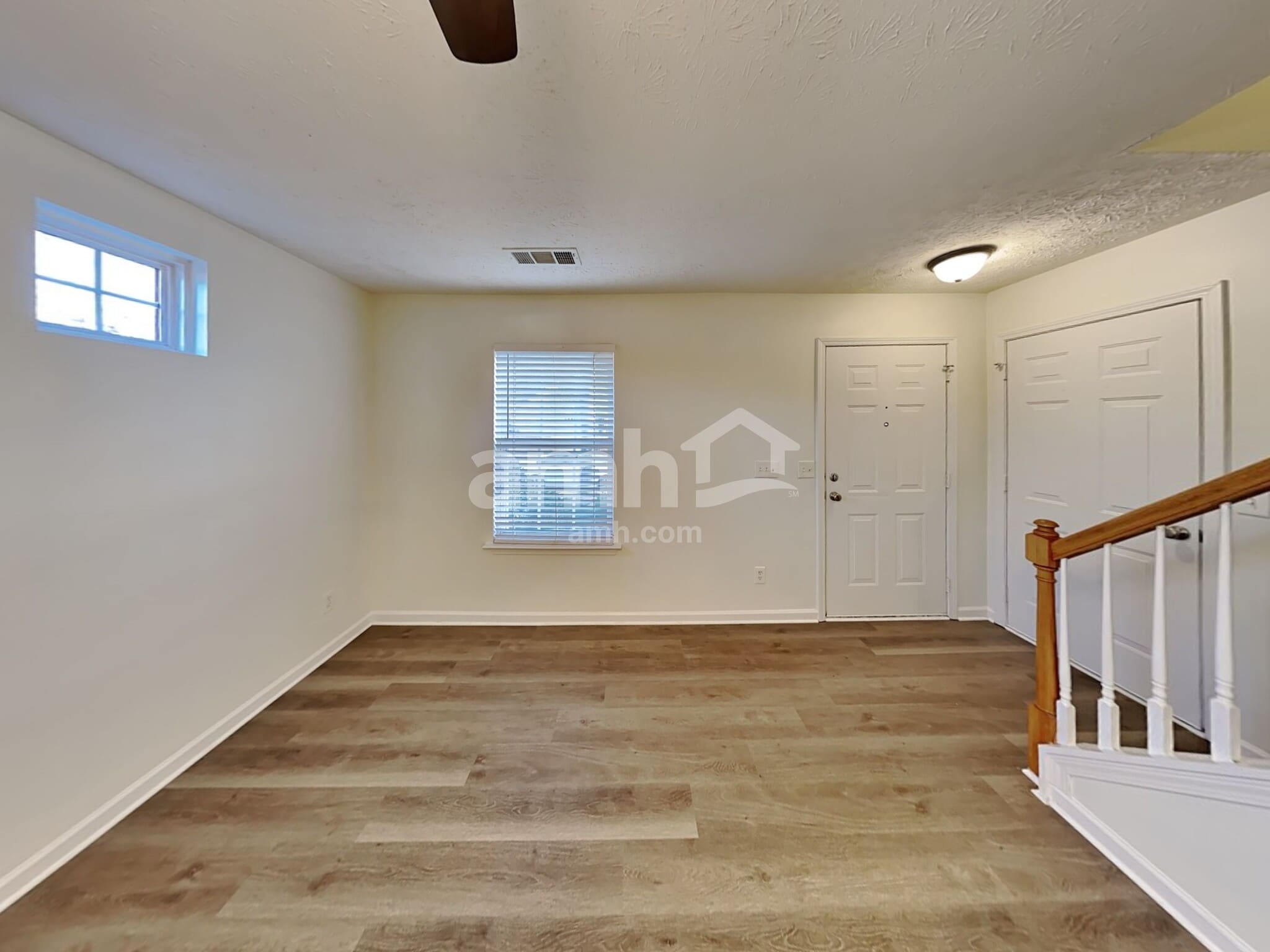 Building Photo - 135 Oak Grove Pl