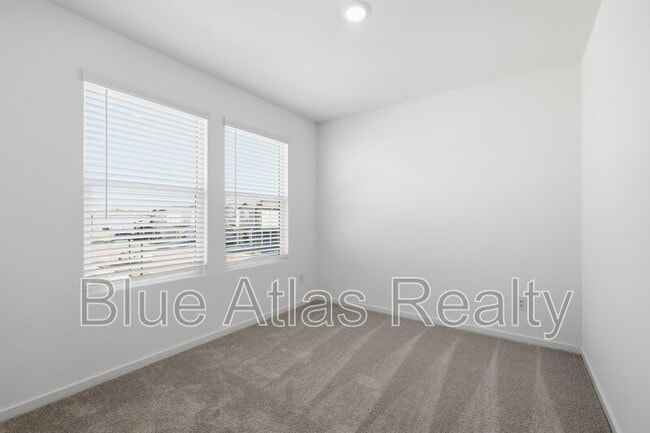 Building Photo - 12157 Steeplechase Dr