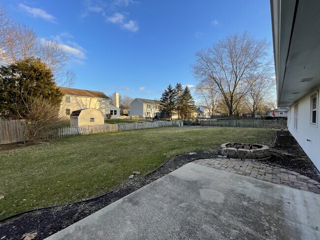 Building Photo - 12003 Corbin Dr