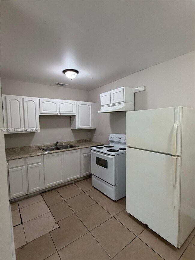 Building Photo - 7231 Bailey Ct