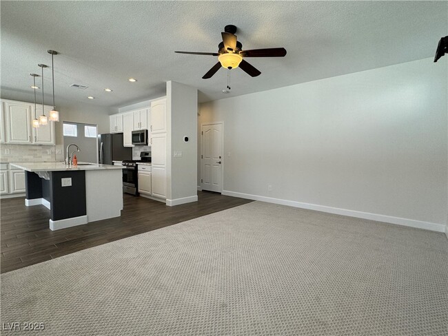 Building Photo - 2385 Quintet Ave