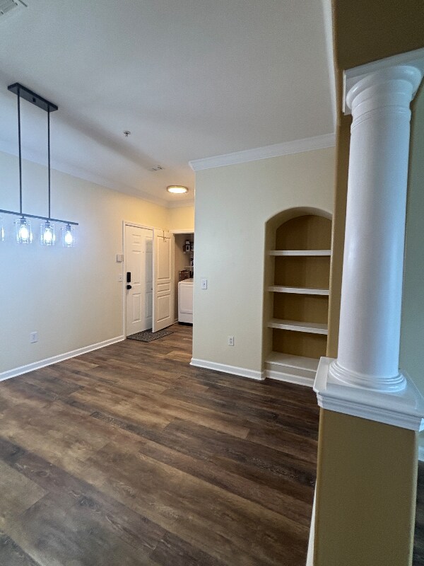 Building Photo - 8290 Gate Pkwy W