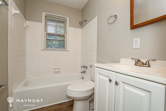 Building Photo - 1351 W Sedgefield Dr