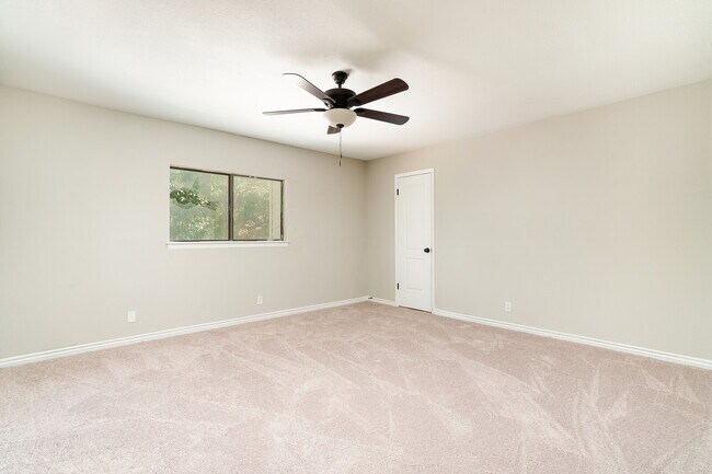 Building Photo - 11315 Morino Park