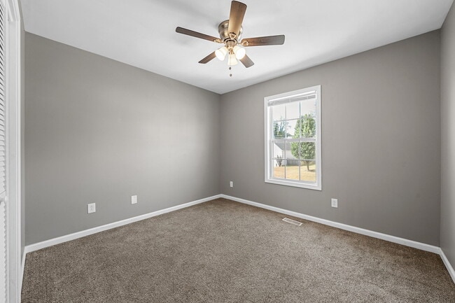 Building Photo - 1414 Addison Dr