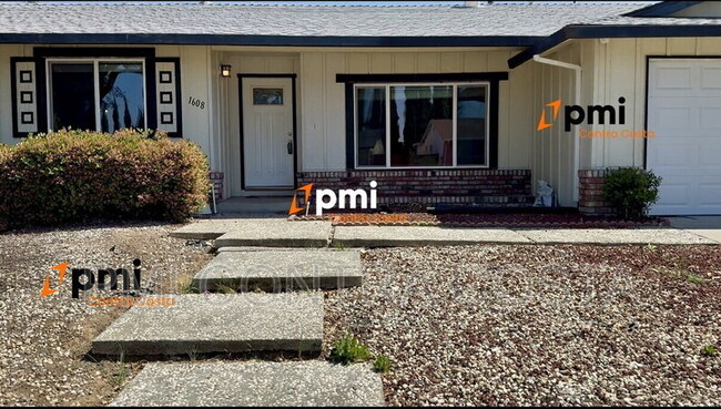 Building Photo - 1608 Norine Dr