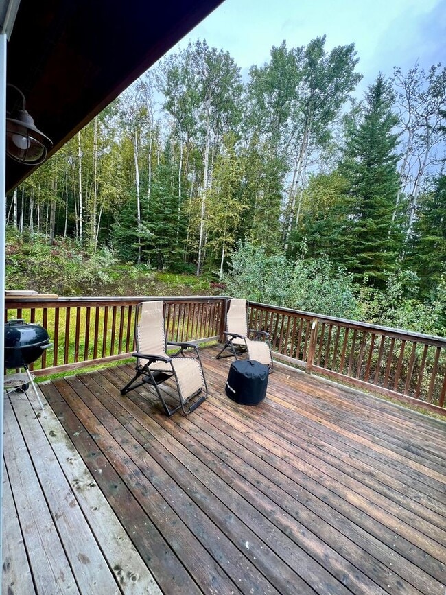 Building Photo - Charming 2-Bedroom Home with Loft on Moose...