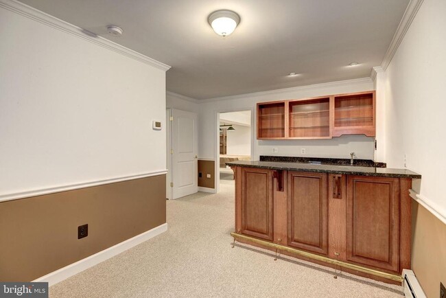 Building Photo - 929 Woburn Ct