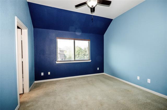 Building Photo - 821 Meadowlark Dr