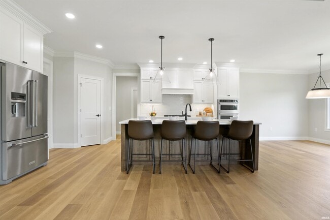 Building Photo - 4092 Cottonwood Dr
