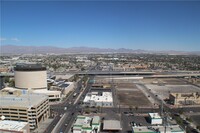 Building Photo - 150 S Las Vegas Blvd