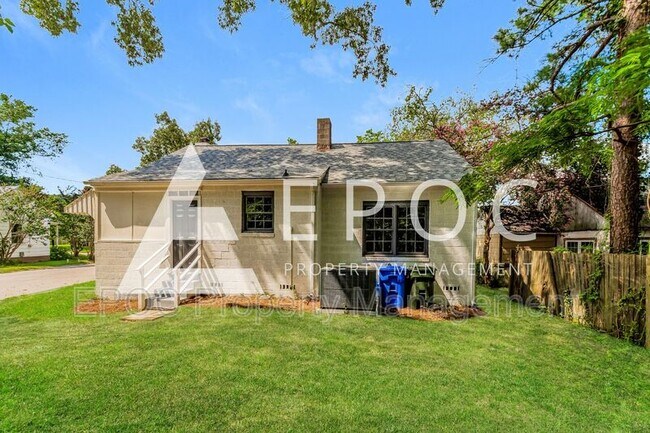 Building Photo - 723 Ellis St