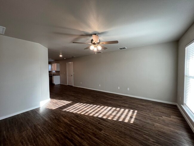 Building Photo - 3401 Tiffin Ave