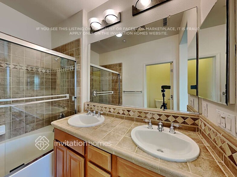 Building Photo - 3203 Leiper Loop