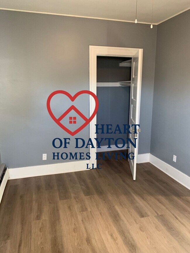 Primary Photo - 1732A E 3rd