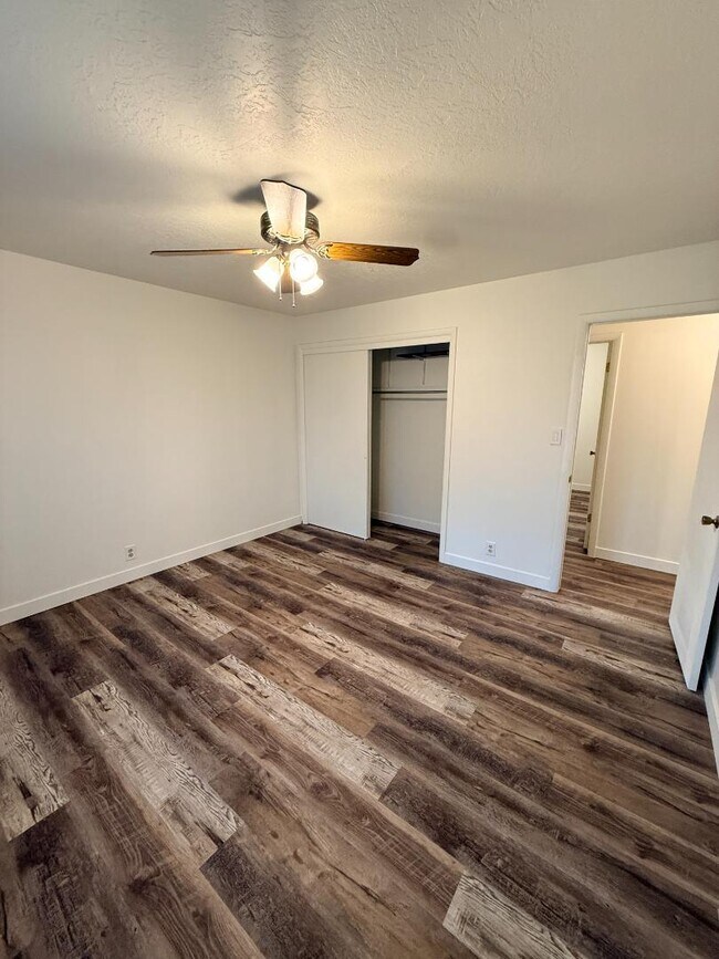 Building Photo - 633 S 1500 E