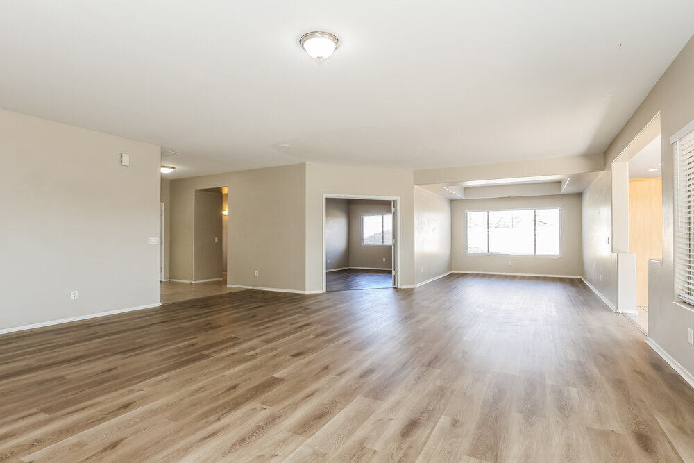 Building Photo - 5245 W Bowker St
