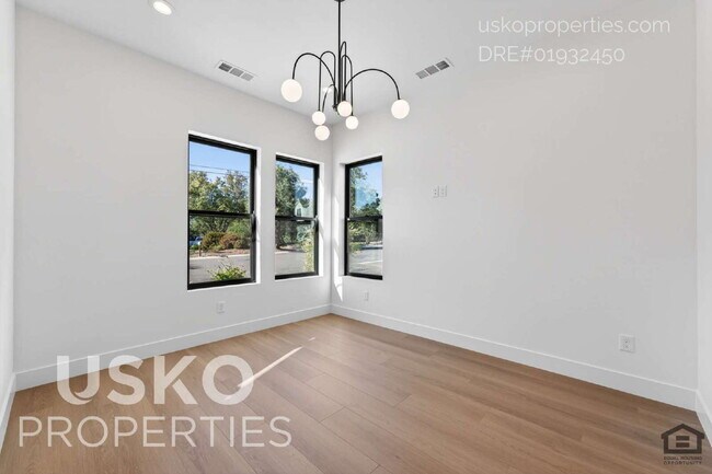 Building Photo - "Charming 2-Bedroom Retreat in Rocklin – Cozy 900 Sq Ft Home on Winding Lane!"