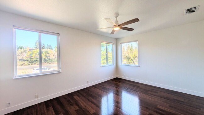 Building Photo - Gorgeous Single Family Home in Rocklin