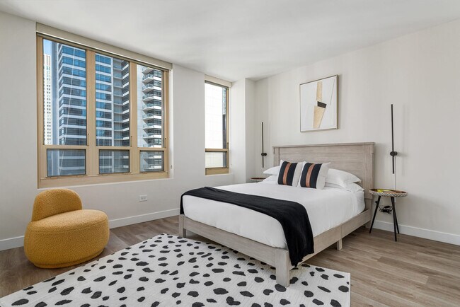 Building Photo - 45 E Chicago Ave