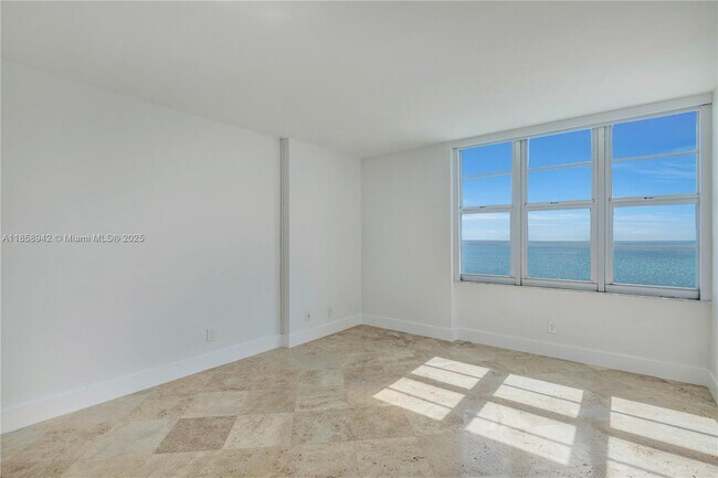 Building Photo - 5151 Collins Ave