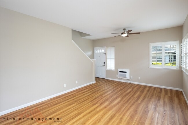 Building Photo - 7080 Hawaii Kai Dr