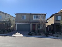 Building Photo - Beautiful 5 bedroom home